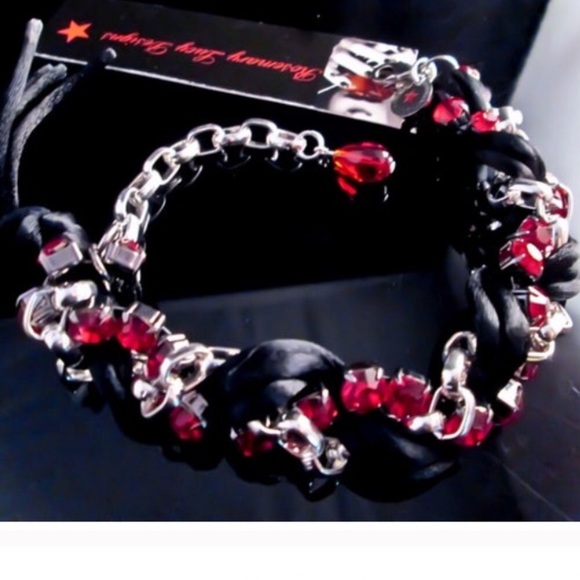 Swarovski satin silver bracelet NWT - Picture 1 of 6